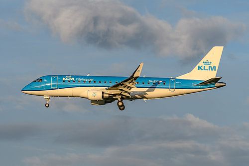 KLM Cityhopper Embraer 170/175 (PH-EXO).