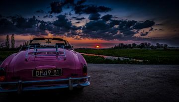 Volkwagen Karmann Ghia Cabrio at Sunset sur Mario Calma