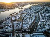 Kampen aan de IJssel tijdens een koude winterzonsopkomst van Sjoerd van der Wal Fotografie thumbnail