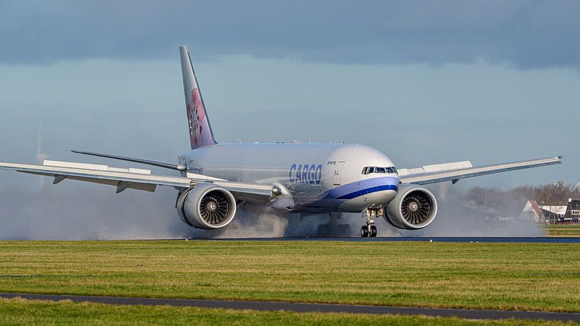 China Airlines Boeing 777-F Frachtflugzeug. von Jaap van den Berg