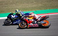 Valentino Rossi et Marc Marquez en lutte au TT Assen