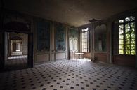 Verlaten Kamer in een Kasteel. van Roman Robroek - Foto's van Verlaten Gebouwen thumbnail