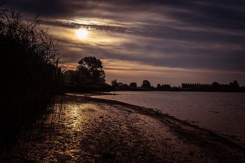 Sunrise along the river Lek