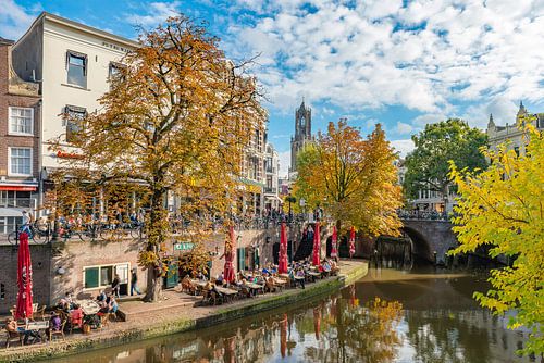 Oudegracht met zicht op de Domtoren, Utrecht