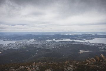 Mount Wellington: Hobart's atemberaubender Hintergrund von Ken Tempelers