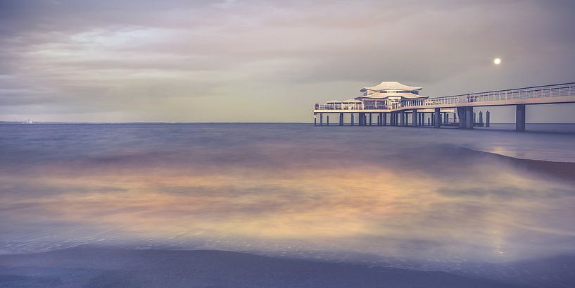 Restaurant Wolkenlos, Timmendorfer Strand - 05 van ahafineartimages