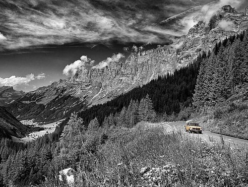 BMW ti 1968 im Berner Oberland 