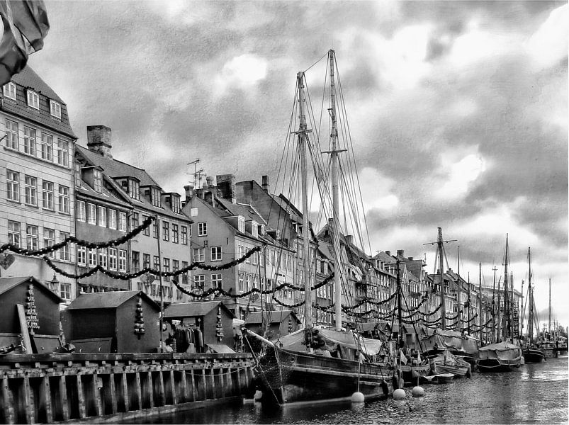 Nyhavn Harbour Black And White by Dorothy Berry-Lound