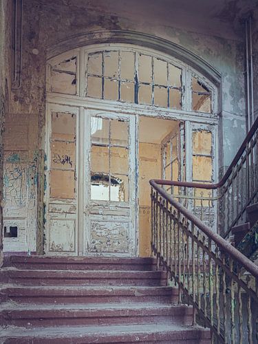 Abandoned places: the landing by OK-ART