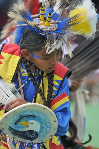 La danseuse au bouclier d'aigle