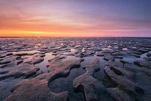 Zonsondergang op het Groningse wad bij Uithuizermeeden