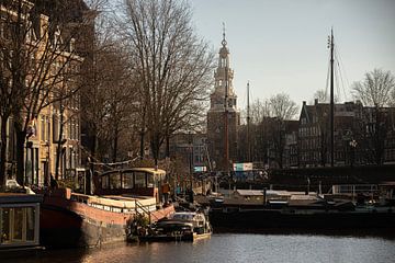 Kromme Waal en Montelbaanstoren van Amsterdam Enthusiast