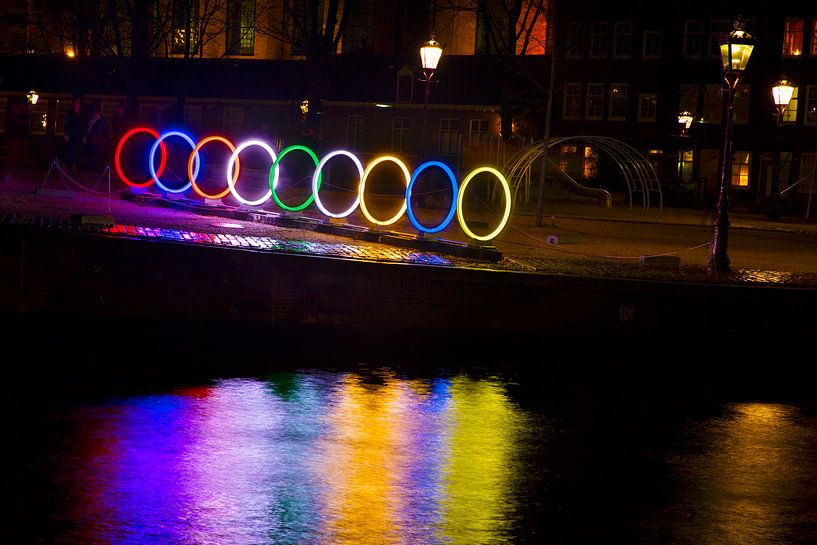 Amsterdam Light Festival gekleurde ringen van Dexter Reijsmeijer