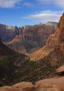 Ansichten des Zion-Nationalparks vom Canyon Overlook Trail aus, Amerika