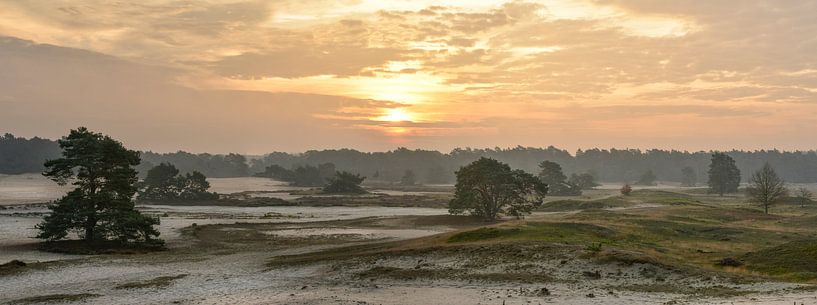 Zonsopkomst boven het Huslhorsterzand van Sjoerd van der Wal Fotografie