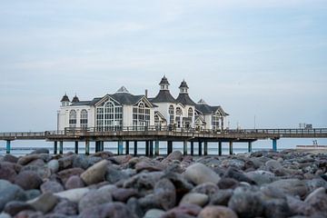 Seebrücke Ostseebad Sellin op het eiland Rügen in Mecklenburg. van Thilo Wagner