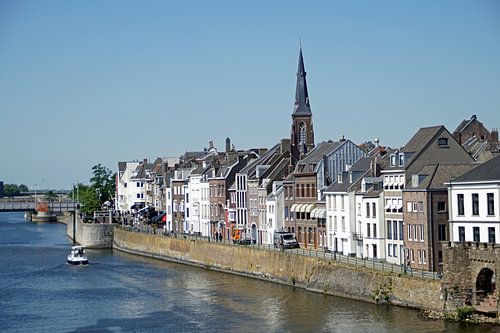 Maastricht sur Helmuth Houtermans