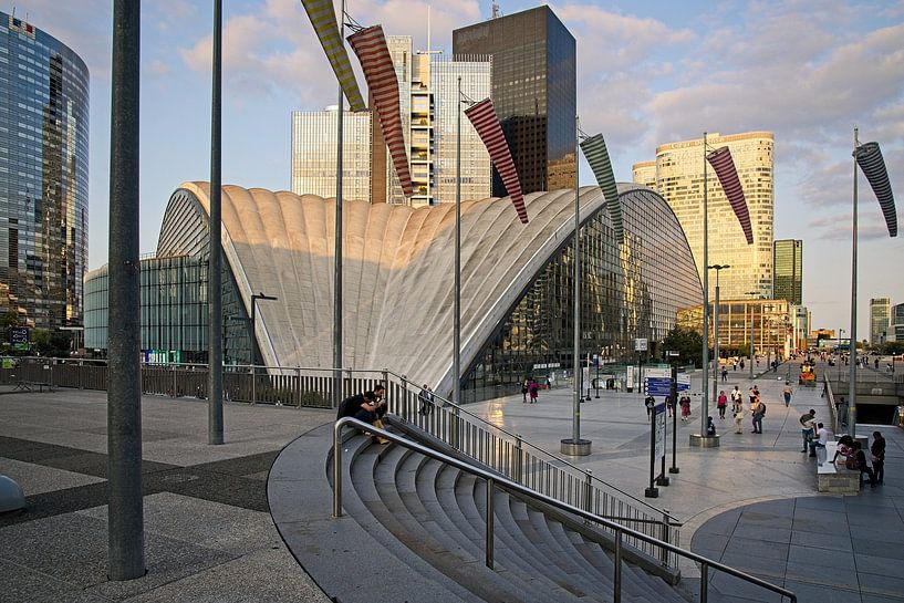 Golden hour @ La Defense train station par Rob Boon