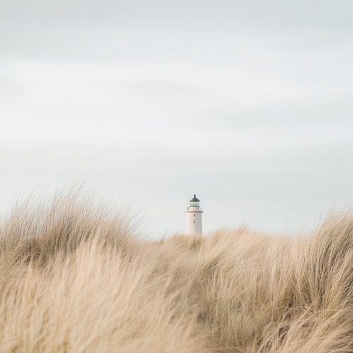 Phare dans le sable