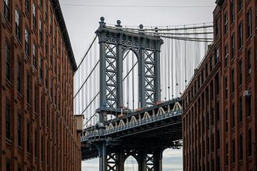 Manhattan Bridge vanuit Dumbo van Gerben van Buiten