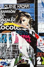 Composition avec des affiches murales arrachées sur Jack Tummers
