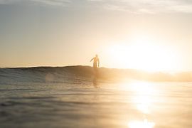 Hang Five by Rogier Muller