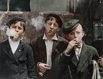 1910 They were all smoking, Missouri by Colourful History