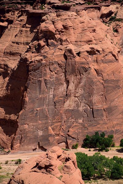 Steep vertical rock walls by Frank's Awesome Travels