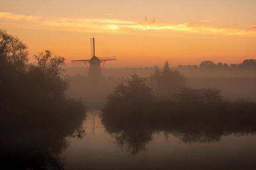 Zonsopkomst in de polder