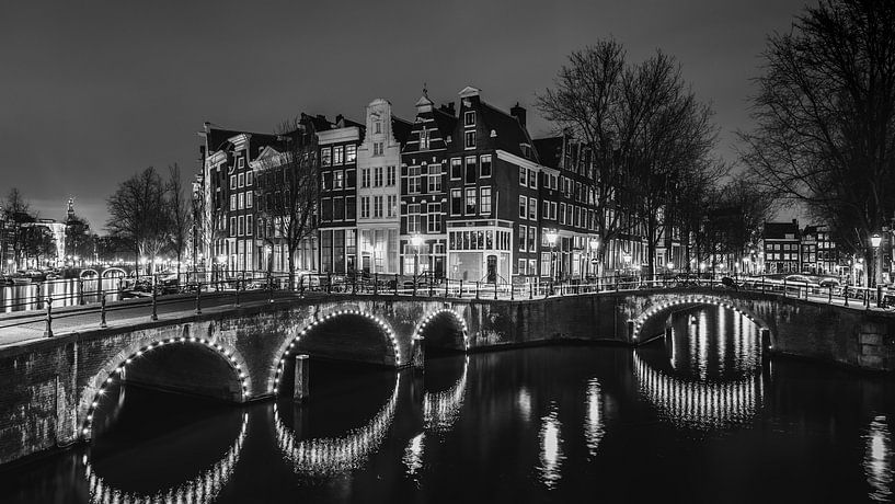 Amsterdamse Grachten (B&W) van Dennis Wierenga