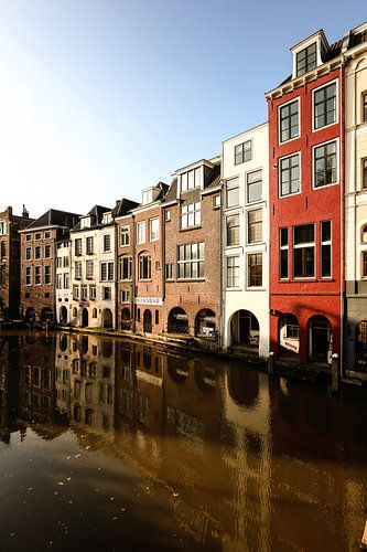 De achterzijde van de Lijnmarkt in Utrecht (staand, kleur)