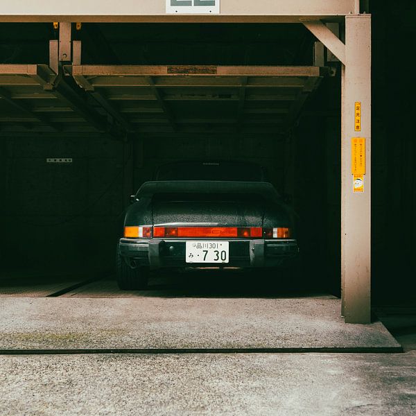Shadow of a Legend, Porsche 911 by Stefano Scoop