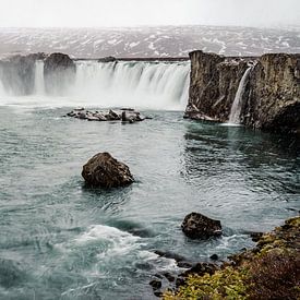 Godafoss, Iceland van VeraMarjoleine fotografie