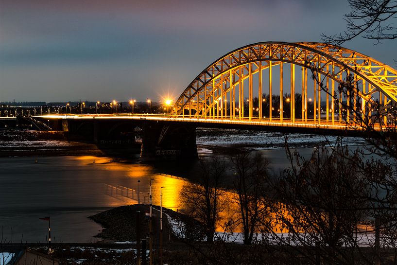 Waalbrug Nijmegen van Kevin Nugter