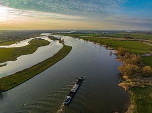 IJssel und Reevediep Frühlings-Sonnenuntergang Panoramablick aus der Vogelperspektive