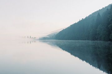 Foggy lake and mountains in the morning | travel photography in Germany | dark forest photo art prin by Milou van Ham