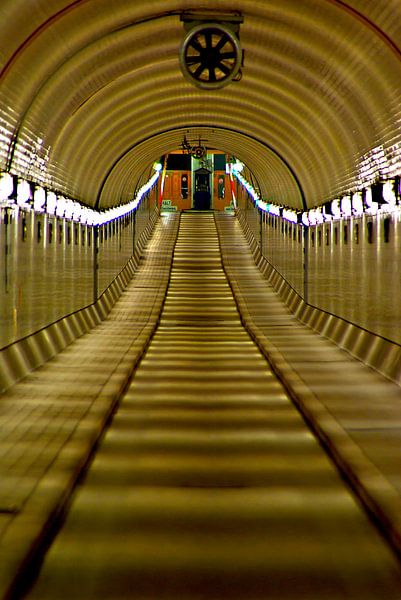 Hamburg: de oude Elbe tunnel van Norbert Sülzner