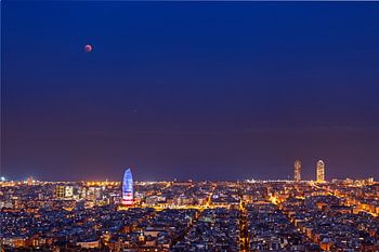 Total Lunar Eclipse over Barcelona