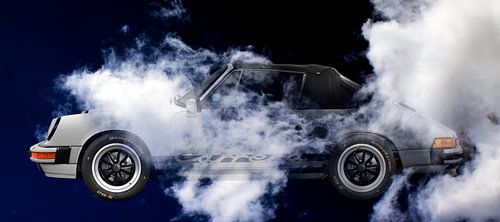 Porsche 911 Carrera 3.2 Cabrio in the cloud sur aRi F. Huber