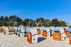 Strandkörbe am Strand von Binz