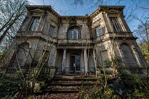 Ein altes verwunschenes verlassenes Urbex-Haus