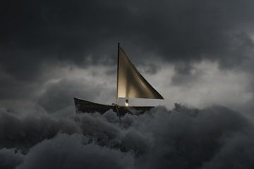 Verlaten zeilboot drijft in grijze wolkenzee van Besa Art