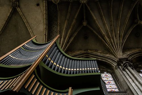 Organ and ceiling of St. Peter's Church in Caen, Normandy