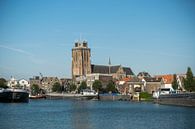 Zicht over de Kalhaven in Dordrecht op de Grote Kerk van Patrick Verhoef thumbnail