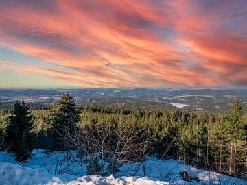 Blick im Winter über Oberwiesenthal im Erzgebirge, Sachsen Deutschland von Animaflora PicsStock