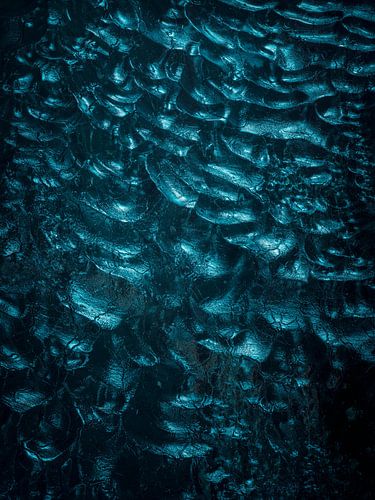 The Hive – Intimate Ice Cave