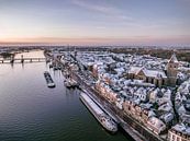 Kampen aan de IJssel tijdens een koude winter zonsopgang van Sjoerd van der Wal Fotografie thumbnail