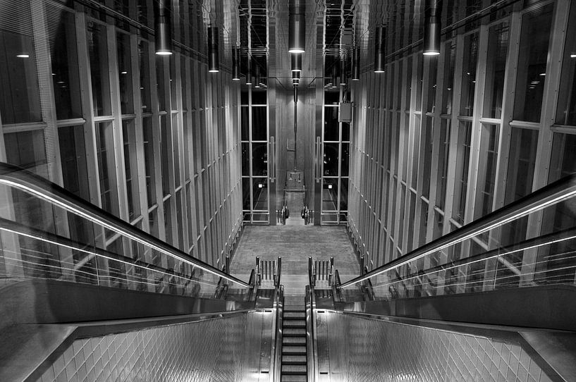 Station Blijdorp Rotterdam by Cynthia van Diggele