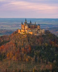 Burg Hohenzollern bei Sonnenuntergang, Baden-Württemberg, Deutschland