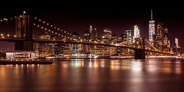 MANHATTAN SKYLINE & BROOKLYN BRIDGE Sonnenuntergang | Panorama von Melanie Viola